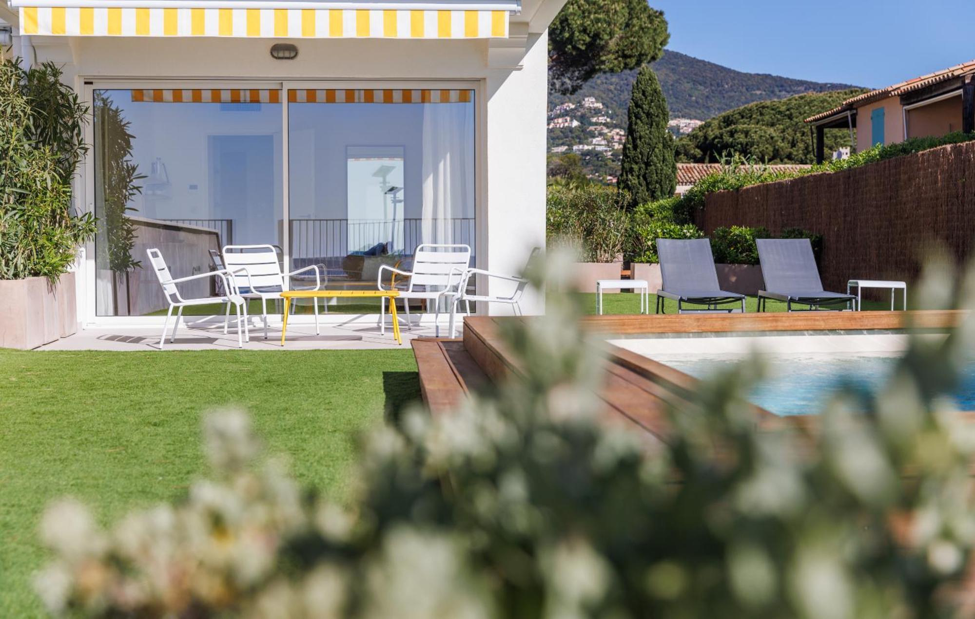 Belle Vue Hotel Cavalaire-sur-Mer Exteriér fotografie